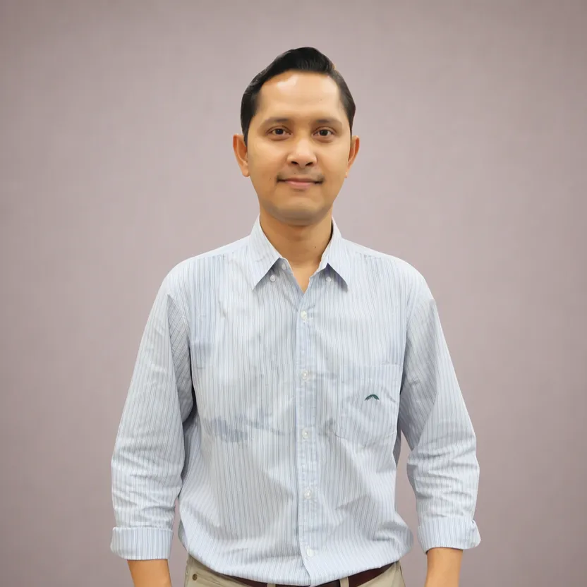 อาจารย์ธิระศักดิ์ เสภากล่อม